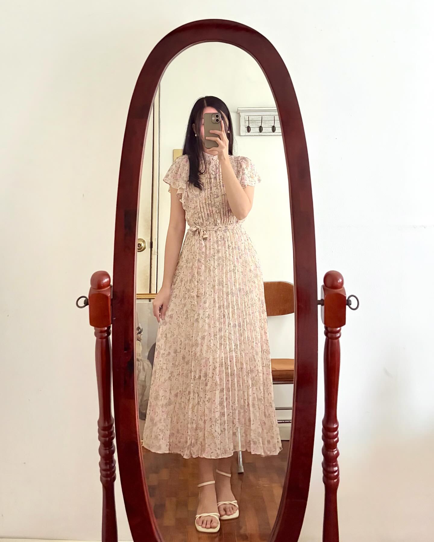 Floral Pleated Midi Dress
